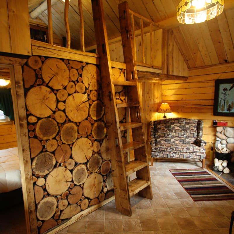 Wolf's Den | Log Cabin Wilderness Lodge | Tok Valley, Alaska