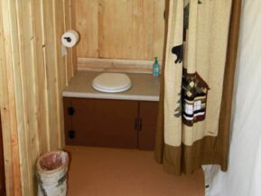 Toilet in Glamping cabin